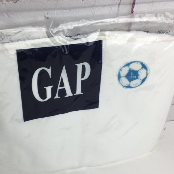 NWT; Gap kids white tee undershirt; SZ- Large/ 10 - Picture 1 of 3